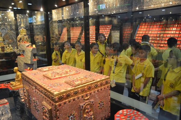 โรงเรียนปรีชานุศาสน์